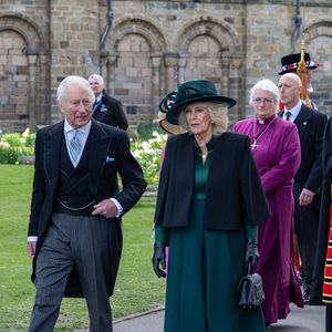 Le roi Charles III et la reine Camilla lors de la messe royale du dimanche à la cathédrale de Durham, le 17 avril 2025 à Durham, en Angleterre. ©Mirrorpix / Bestimage
