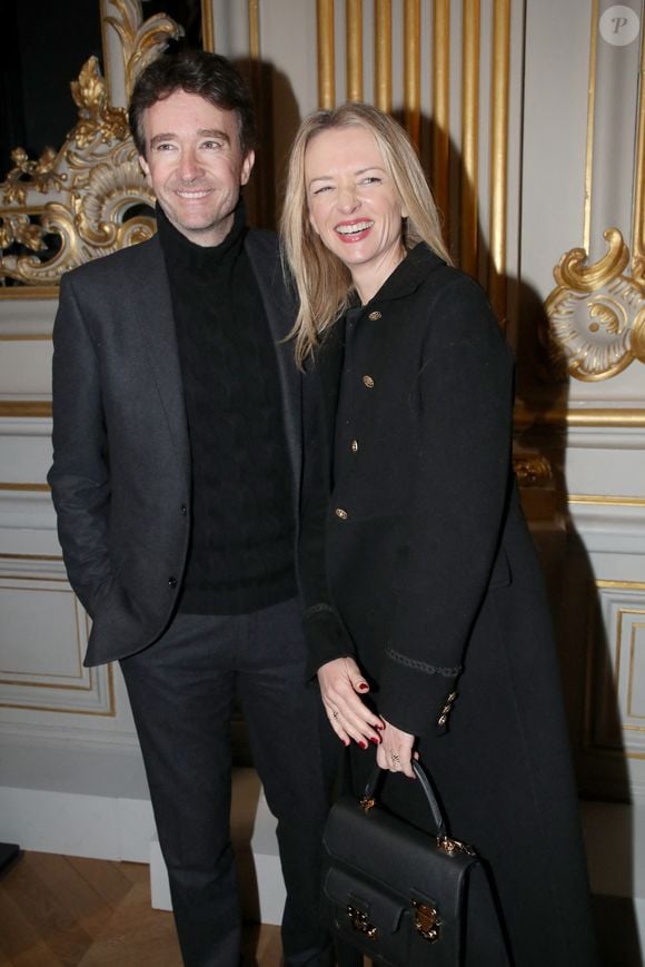 Antoine Arnault et Delphine Arnault - Front Row du défilé Louis Vuitton prêt-à-porter automne-hiver 2023/2024 lors de la Fashion Week de Paris (PFW), à Paris, France, le 6 mars 2023. ©  Bertrand Rindoff/Bestimage