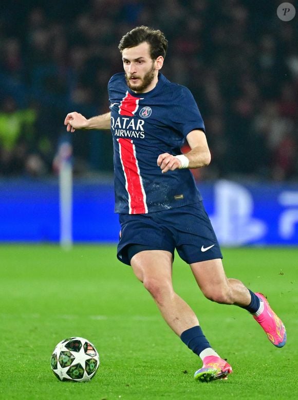 Khvicha Kvaratskhelia PSG lors du match de Ligue des Champions de l'UEFA opposant le le Paris Saint-Germain (PSG) au Liverpool FC (0/1) au Parc des Princes à Paris, France, le 5 mars 2025. © Christian Liewig/Bestimage