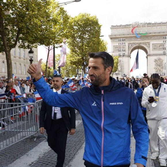 Tony Estanguet, président du comité d'organisation des Jeux Olympiques et Paralympiques de Paris 2024 - La "Parade des Champions" des Jeux Olympiques et Paralympiques de Paris2024, sur les Champs-Elysées. Paris, le 14 septembre 2024.
© Romauld Meigneux/Pool/Bestimage