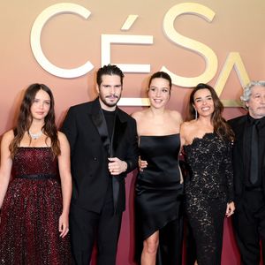 Ils ont aussi posé avec le reste du casting de "L'amour ouf"

Malik Frikah, Mallory Wanecque, François Civil, Adèle Exarchopoulos, Elodie Bouchez, Alain Chabat -  Photocall de la 50ème édition de la cérémonie des César à l'Olympia à Paris, France, le 28 février 2025 © Dominique Jacovides - Olivier Borde / Bestimage