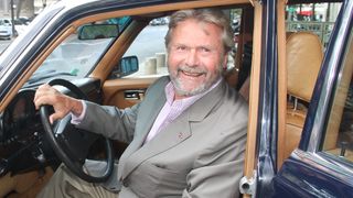 Après Cartier, Alain-Dominique Perrin transmet les rênes de son joyau viticole acquis il y a près d'un demi-siècle
