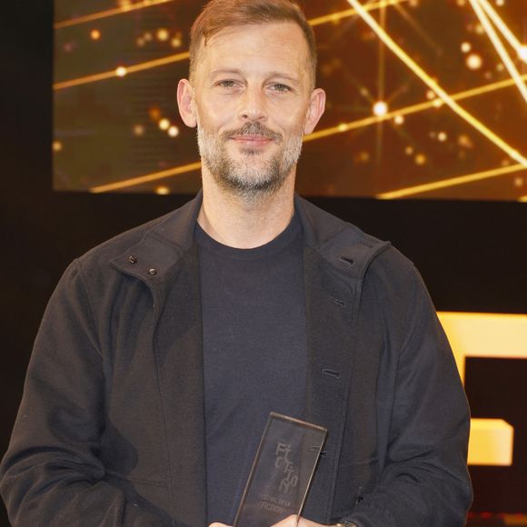 Et si vous avez du mal à y croire, voici la preuve en vidéo !

Nicolas Duvauchelle (Meilleur acteur) - Cérémonie de clôture de la 26ème Edition du Festival de la Fiction de La Rochelle. Le 14 septembre 2024
© Christophe Aubert via Bestimage