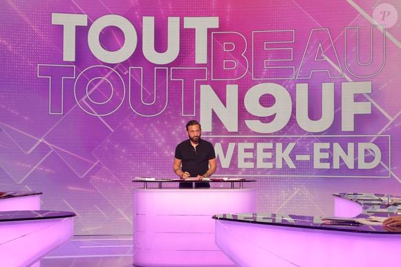 Exclusif - Cyril Hanouna, lors de l'émission Tout Beau Tout N9uf (TBT9) présenté par C.Hanouna et diffusé en direct sur W9 le 24 octobre 2025.

© Jack Tribeca / Bestimage