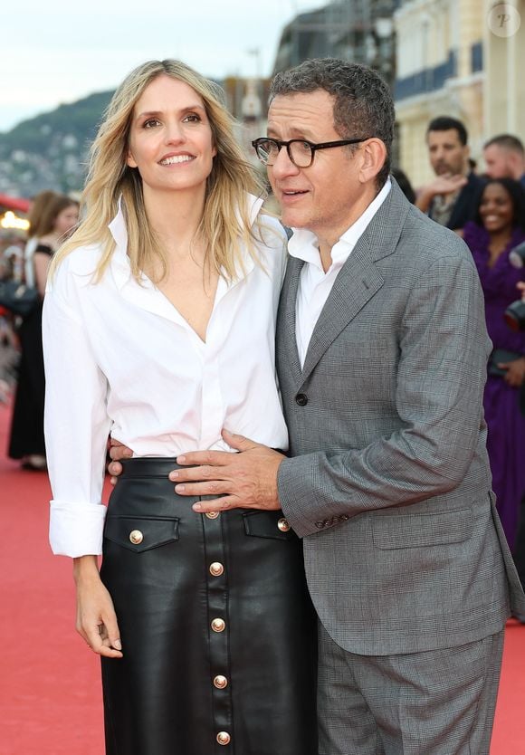 Laurence Arné et son compagnon Dany Boon sur le tapis rouge de la cérémonie de clôture du 38ème festival du film de Cabourg, France, le 15 juin 2024. Les Journées romantiques du 38ème Festival du film de Cabourg (Calvados) auront lieu du 12 au 16 juin. © Coadic Guirec/Bestimage