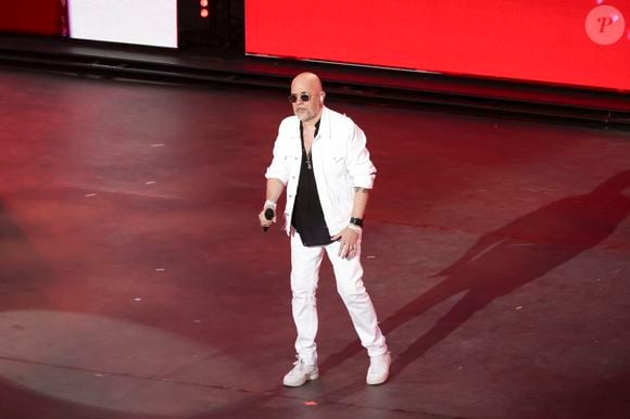 Exclusif - Pascal Obispo lors de l'enregistrement de l'émission La Grande Fête de Carcassonne, diffusée le samedi 6 septembre à 21.10 sur France 2, dans la Cité Médiévale de Carcassonne, France, le 24 juin 2025. © Jack Tribeca/Bestimage