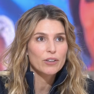 Laury Thilleman dans "C à Vous" France 5 13 mars 2026