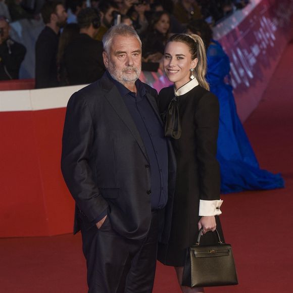 Luc Besson, Sarah Saldmann à la première du film "Dracula" de L.Besson lors de la 20ème édition du festival du film de Rome le 24 octobre 2025. Backgrid UK/ Bestimage