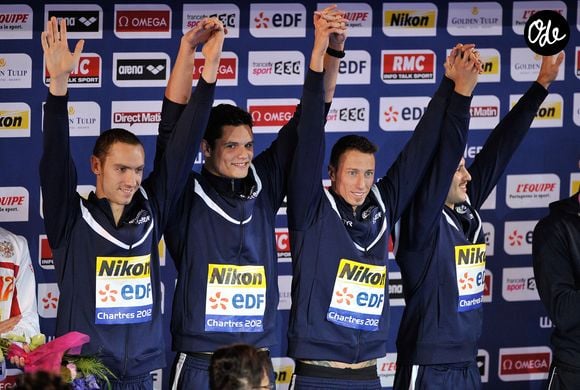 Jeremy Stravius, Florent Manaudou, Frederick Bousquet et Giacomo Perez Dortona optiennent l'or aux Championnats d' Europe de Natation a Chartres le 22 novembre 2012. Agence / Bestimage