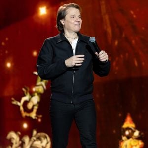 Exclusif - Benabar pour les surprises de l'enregistrement de l'émission "La Boîte à secrets", présentée par F.Bollaert et diffusée le 16 janvier 2026 sur France 3, dans les studios du Lendit à Saint-Denis, France, le 16 décembre 2025. © Cyril Moreau/Bestimage