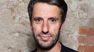 Malgré la distance, Tony Estanguet évoque une expérience qui renforce les liens avec ses fils et sa compagne : “Ça nous a rapprochés”