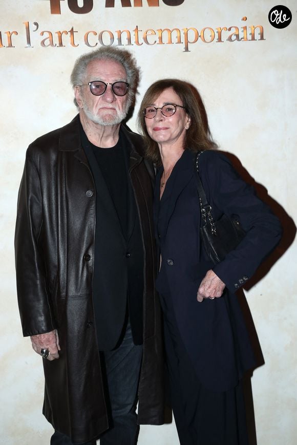 C'est ici qu'Eddy Mitchell a toujours aimé se retrancher pour visionner ses classiques du cinéma, lire, recevoir ses grands copains et profiter du calme.

Eddy Mitchell et sa femme Muriel Bailleul - « Voir venir Venir voir », Célébration des 40 ans de la Fondation Cartier pour l'art contemporain avec la « Traversée du chantier de la nouvelle Fondation Cartier », place du Palais Royal, dont l'ouverture se fera en décembre 2025. Paris, France, le 18 octobre 2024. © Bertrand Rindoff/Bestimage
