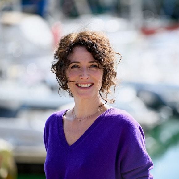 Après deux ans de silence médiatique, Elsa Lunghini est de retour. 

Elsa Lunghini assiste au Ici Tout Commence lors du 26ème Festival de la Fiction de La Rochelle à La Rochelle.
 Photo by Franck Castel/ABACAPRESS.COM