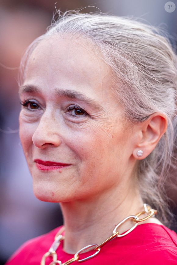 Delphine Ernotte assiste au tapis rouge de "La Venue De L'avenir" (Colours Of Time) lors de la 78ème édition du Festival de Cannes au Palais des Festivals le 22 mai 2025 à Cannes, France. Photo by Shootpix/ABACAPRESS.COM Photo by Shootpix/ABACAPRESS.COM