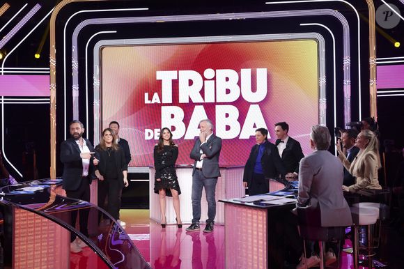 Exclusif - Valérie Benaim, Raymond Aabou, Carla Bahia, Jean-Michel Maire, Danielle Moreau, Jordan Deluxe, Cyril Hanouna, sur le plateau de l’émission « TPMP » présentée par C.Hanouna et diffusée en direct sur Youtube et sur toutes les box (SFR, FREE, Bouygues, MyCanal etc), Paris, France, le 10 mars 2025. © Jack Tribeca / Bestimage