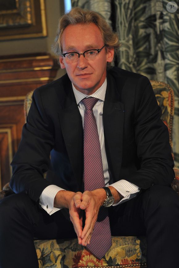 À savoir Laurent Plantier.

Laurent Plantier (directeur général d'Alain Ducasse Entreprise) - Paris le 04 09 2012 - Lancement de la 3ème édition de "Tous au restaurant", fête nationale des restaurants à la Mairie de Paris et dont les initiateurs sont Alain Ducasse et Laurent Plantier (directeur général d'Alain Ducasse Entreprise).