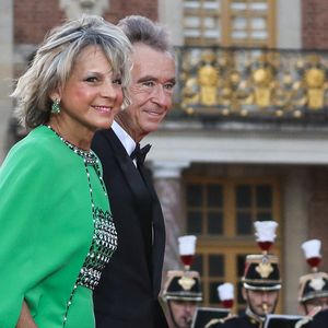 "Le projet de LVMH et ses enfants autour de lui, c'est le projet de mon mari, ce n'est pas le mien. Ce n'est vraiment pas mon combat ! Encore une fois, c'est un discours médiatique qui est très, très loin de la réalité", a-t-elle notamment déclaré. 

Bernard Arnault, PDG de LVMH, et sa femme, la pianiste française Hélène Mercier-Arnault - Dîner d'Etat au château de Versailles en l'honneur de la visite officielle du roi et de la reine d'Angleterre en France (20 - 22 septembre 2023 © Stéphane Lemouton / Bestimage