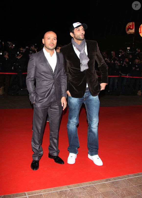 ABACAPRESS.COM - Eric et Ramzy arrivent sur le tapis rouge des NRJ MUSIC AWARDS. © Guignebourg Denis/ABACA