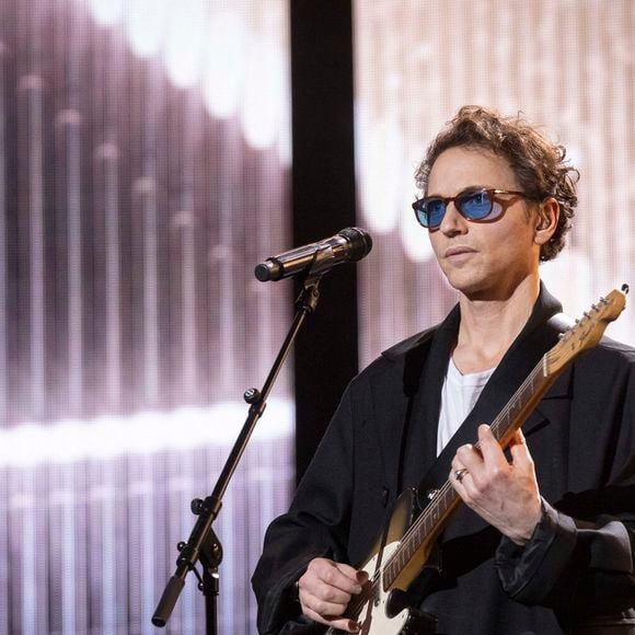 Exclusif - Le chanteur Raphaël sur la scène des 39èmes Victoires de la Musique à la Seine Musicale à Paris. Le 7 février 2024
© Cyril Moreau / Bestimage