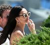 Une véritable tendance et de nombreuses maisons de luxe l'ont bien compris. Des griffes comme Celine, Gucci, Saint Laurent ou encore Bottega Veneta proposent toutes des variations de cette monture iconique pour leurs collections estivales.

Demi Moore arrive au photocall du jury lors du 79ème Festival International du Film de Cannes au Palais des Festivals à Cannes, France, le 12 mai 2026. © Lionel Urman/Bestimage