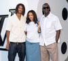 Il y réside à l'année avec son épouse Hélène et leurs cinq enfants.

Tidiane Sy, Omar Sy, Selly Sy - Photocall du Défilé de mode Louis Vuitton Homme, Collection Printemps-Été 2026 dans le cadre de la Fashion Week de Paris, France, le 24 juin 2025.
 
© Olivier Borde / Bestimage
