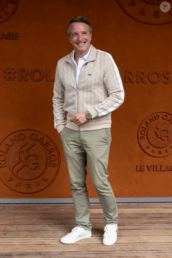 Stéphane Rotenberg au village lors des Internationaux de France de Tennis de Roland Garros 2026. Paris, le 2 juin 2026.
© Jacovides-Moreau / Bestimage