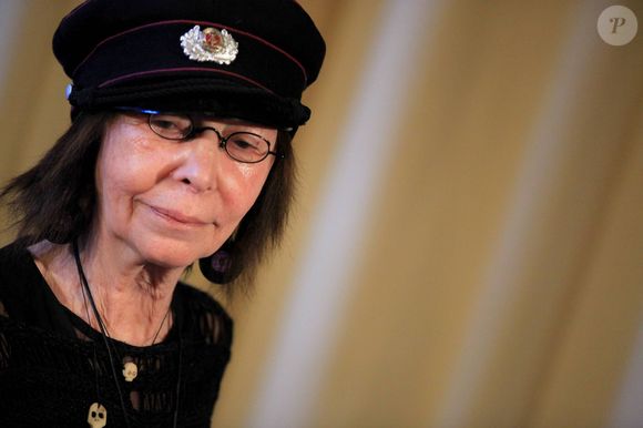 Brigitte Fontaine - Remise de la médaille de vermeil de la ville de Paris en 2012. Photo par AGENCE / BESTIMAGE