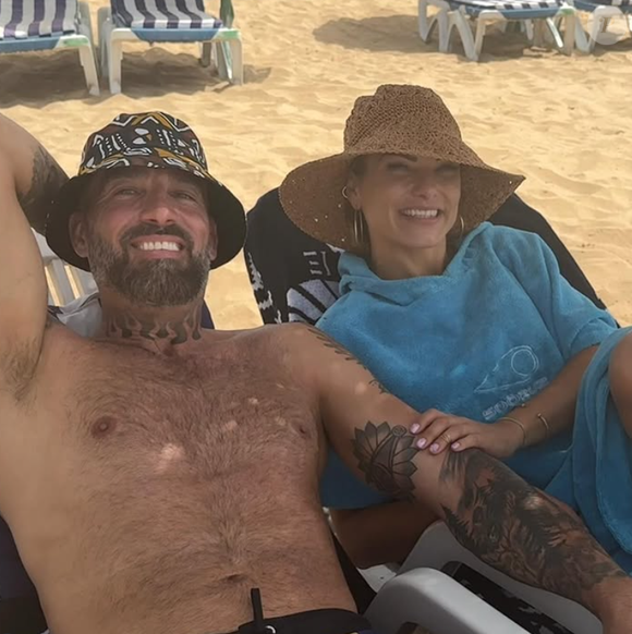 Avec son amoureux, dans le riad de 1500m² qu'ils habitent avec les parents de Mickaël !

Coralie (Mariés au premier regard) et son compagnon Mickaël filent le parfait amour.