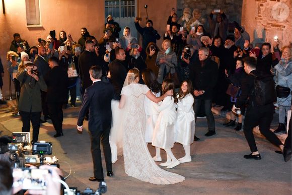 Mariage du prince Nikolaos de Grèce et Chrysi Vardinogiannis durant leur mariage à l'église Saint Nicholas Ravagas à Athènes le 7 février 2025. Backgrid UK/ Bestimage