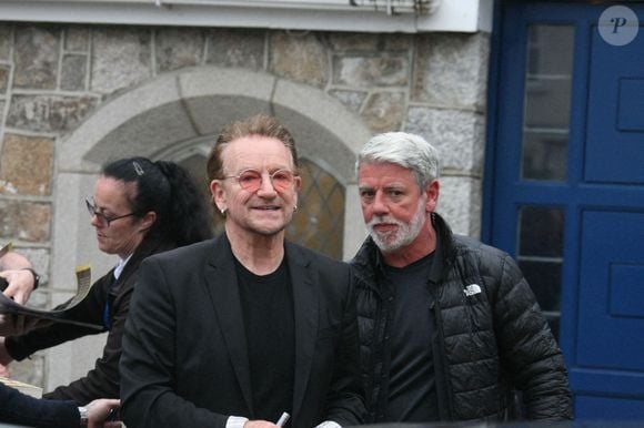 Bono au Dalkey Book Festival, Co. Dublin, Irlande, le 18 juin 2023. Photo par Mark Doyle/Splash News/ABACAPRESS.COM