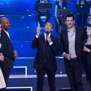 Carnet rose pour la grande famille de la "Star Academy"

Exclusif - Nikos Aliagas avec les chanteurs de la Star Academy Saison 4 (Karima Charni, Hoda Sanz, Mathieu Johann, Tina Tictone, Lucie Bernardoni, Sofiane Tadjine-Lambert, Francesca Antoniotti, Enrique Toyos) - Emission hommage à "Grégory Lemarchal, 10 ans après l'histoire continue" au Zénith de Paris et retransmis en direct sur TF1. © Cyril Moreau/Bestimage