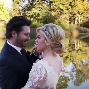 Photos de mariage de Kelly Clarkson et Brandon Blackstock en octobre 2013.


Backgrid UK/ Bestimage