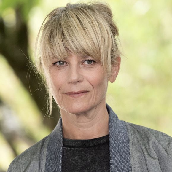 Marina Fois participe au photocall de La femme la plus riche du monde lors du 18ème Festival du Film Francophone d'Angoulême le 26 août 2025 à Angoulême, France. France. Photo by David NIVIERE/ABACAPRESS.COM