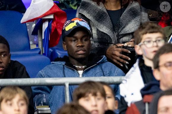 Jungeli (danse avec les stars 2025) - Célébrités dans les tribunes du quart de finale de la Ligue des Nations de l'UEFA 2025 "France - Croatie (2-0 / tab 5-4)" au Stade de France à Saint-Denis le 23 mars 2025. © Cyril Moreau/Bestimage
