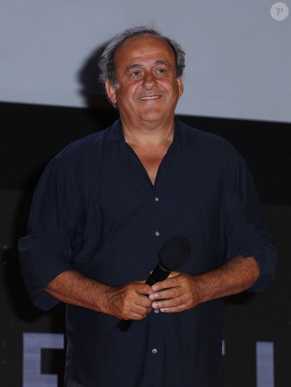 Michel Platini assiste au 21e Festival du film Magna Graecia à l'Arena Porto le 28 juillet 2024 à Catanzaro, Italie.
 Photo par Marco Provvisionato/IPA/ABACAPRESS.COM