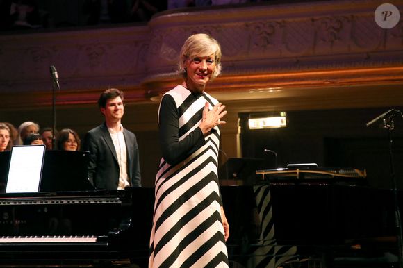 Dans une interview accordée à l'émission "Sept à Huit", la femme de Bernard Arnault a évoqué la question sensible de l'héritage de LVMH. 

Exclusif - La pianiste Hélène Mercier-Arnault - Concert : " La 9ème Symphonie de Beethoven-Liszt " en version exceptionnelle pour 2 pianos, coeur et solistes, à la Salle Gaveau à Paris, France, le 14 Mai 2025. © Bertrand Rindoff / Bestimage