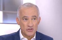 Gilles Bouleau a évoqué son métier bien loin de ce que tous les téléspectateurs peuvent imaginer

C L'hebdo, France 5