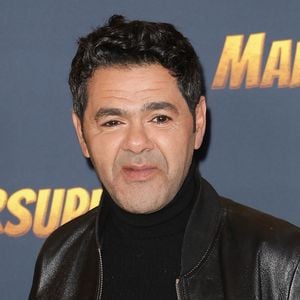 Il y a quelques années, Jamel Debbouze a été victime d'un accident en gare de Trappes.

Jamel Debbouze - Avant-première du film "Marsupilami" au Grand Rex à Paris © Coadic Guirec / Bestimage