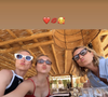 Chloé Jouanne, Alexandra et Audrey Lamy ont partagé des moments précieux en famille sur l'île grecque prisée des célébrités.

Alexandra Lamy en vacances en Grèce avec sa fille Chloé Jouannet et sa soeur Audrey Lamy