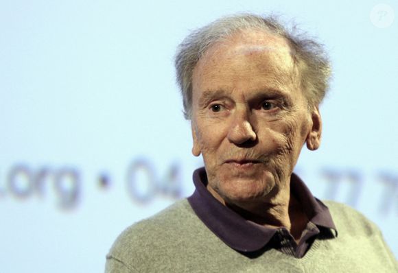 Jean-Louis Trintignant assiste à la deuxième édition du Festival du film de Lyon, à Lyon, France, le 6 octobre 2010. Photos par Vincent Dargent/ABACAPRESS.COM