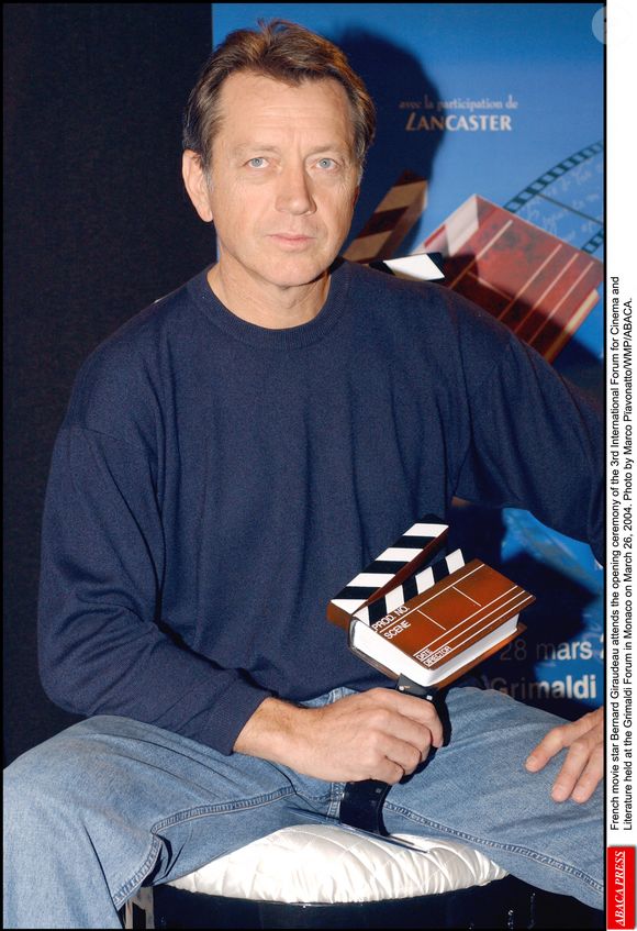 La star du cinéma français Bernard Giraudeau assiste à la cérémonie d'ouverture du 3ème Forum International Cinéma et Littérature qui s'est tenu au Grimaldi Forum à Monaco le 26 mars 2004. Photo par Marco P-avonatto/WMP/ABACA.