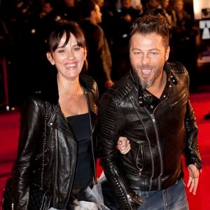 Christophe Mae et sa femme Nadege Sarron - 15eme édition des NRJ Music Awards a Cannes. Le 14 décembre 2013