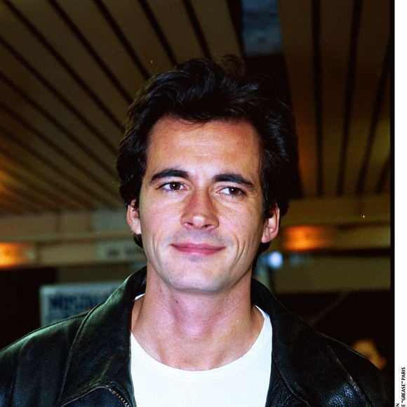 Dans une interview accordée à "Télé Câble Sat", celui qui présente prochainement un numéro spécial du "Maillon faible" spécial "Les Traîtres" revient sans détour sur cette période difficile.

Archives : Olivier Minne à la première du spectacle "Grease" à Paris 1999. © BOWEN / BESTIMAGE