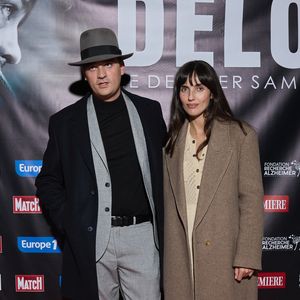 Laura Bensadoun et Romy se sont éloignées de Douchy quelques jours

Exclusif - Alain-Fabien Delon et sa compagne Laura Bensadoun au photocall de la soirée Ciné-concert symphonique "Alain Delon, le dernier Samouraï" au Palais des congrès à Paris le jour de son anniversaire.

© Jacovides / Moreau / Bestimage