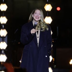 Léa Seydoux - Lancement des Illuminations de Noël des Champs-Elysées à Paris le 16 novembre 2025.

© Coadic Guirec / Bestimage