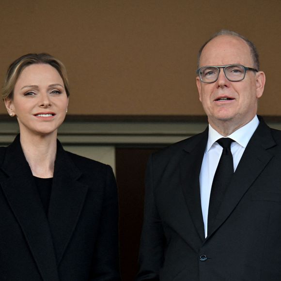La princesse Charlène de Monaco a présidé l'ouverture du 13ᵉ tournoi Sainte-Dévote, organisé au stade Louis-II...

La princesse Charlene de Monaco et le prince Albert II de Monaco ont assisté à la finale de la 13eme éditon du Tournoi Saint Devote de rugby au Stade Louis II de Monaco. © Bruno Bebert / Bestimage