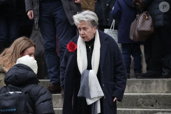Françoise Laborde arrive à la cérémonie d'enterrement de Catherine Laborde à l'église Saint-Roch à Paris, France, le 6 février 2025. L'emblématique présentatrice météo de TF1 est décédée le 28 janvier 2025 à l'âge de 73 ans, des suites d'une démence à corps de Lewy, une maladie neurodégénérative dont Catherine Laborde souffrait depuis 2014. Photo by Nasser Berzane/ABACAPRESS.COM