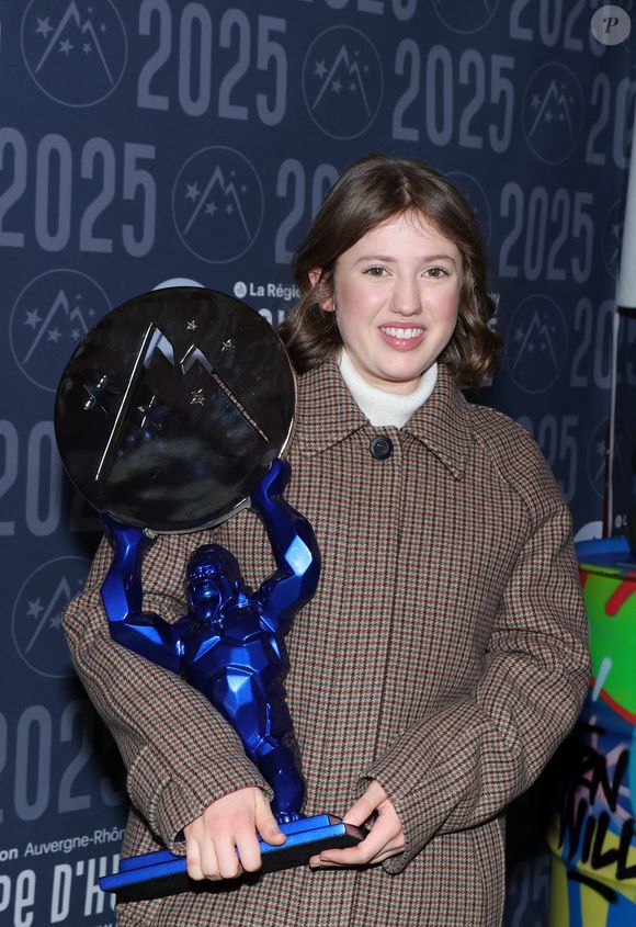 Juliette Gasquet, Prix d'interprétation féminine ex-equo - Photocall des lauréats de la 28ème édition du Festival international du film de comédie de l'Alpe d'Huez le 18 janvier 2025. © Dominique Jacovides / Bestimage
