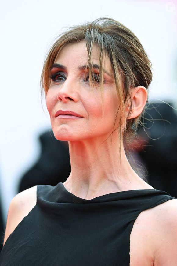 En Story Instagram, elle a publié une photo d'elle et de son "binôme"

Clotilde Courau à l'avant-première de Nouvelle Vague à Cannes, France, le 17 mai 2025 dans le cadre du 78ème Festival de Cannes. Photo par Aurore Marechal/ABACAPRESS.COM