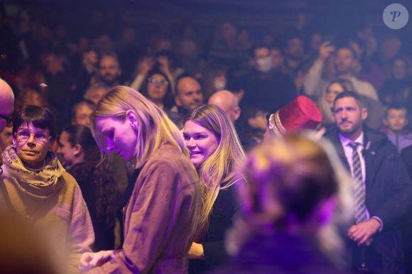 Le prince Albert II de Monaco, La princesse Charlène de Monaco, La princesse Stéphanie de Monaco, Camille Gottlieb lors du spectacle Monaco sous les Etoiles, sous le chapiteau de Fontvieille à Monaco, le 22 décembre 2025. 
© Claudia Albuquerque / Bestimage